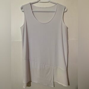 4 for $25 🍒 Asymmetrical Elegant White Sleeveless Top Size XL